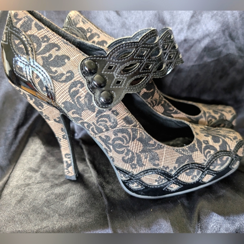Sexy tall heels, unique, patent leather and embossed